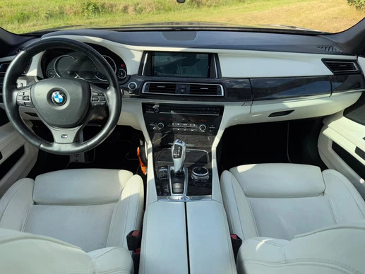 BMW 7 Serie - Afbeelding 9 van 30
