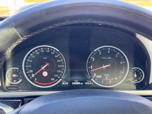 BMW 7 Serie - Afbeelding 11 van 30