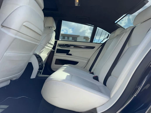 BMW 7 Serie - Afbeelding 25 van 30