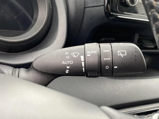 Toyota Yaris - Afbeelding 25 van 30
