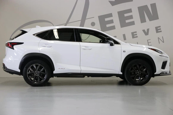 Lexus NX - Afbeelding 12 van 30