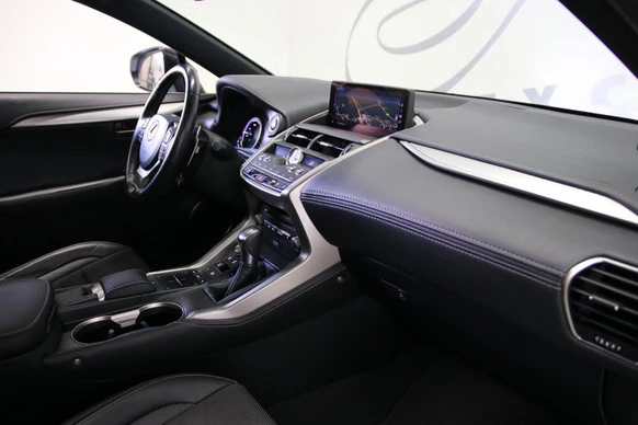 Lexus NX - Afbeelding 18 van 30