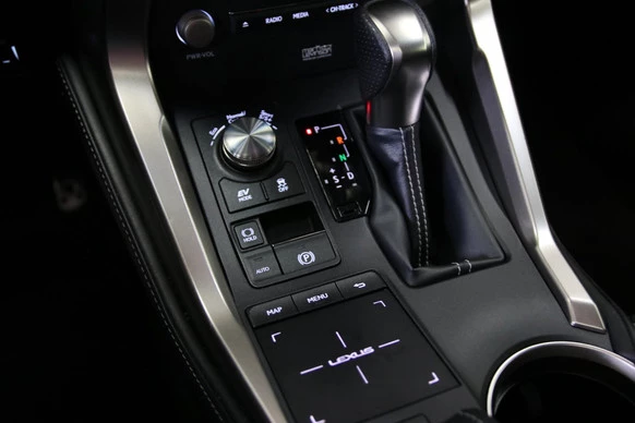 Lexus NX - Afbeelding 23 van 30