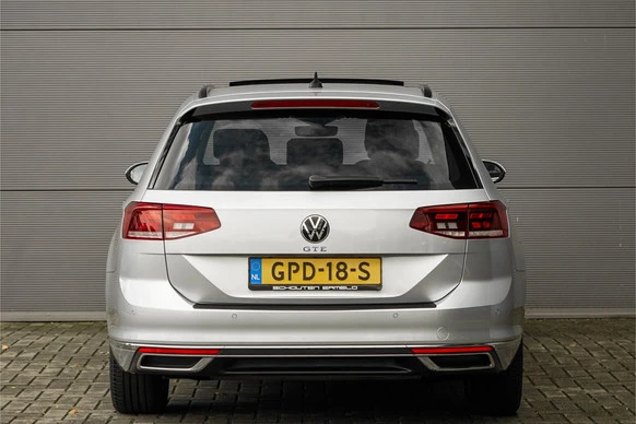 Volkswagen Passat - Afbeelding 11 van 30