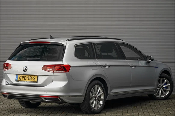 Volkswagen Passat - Afbeelding 12 van 30