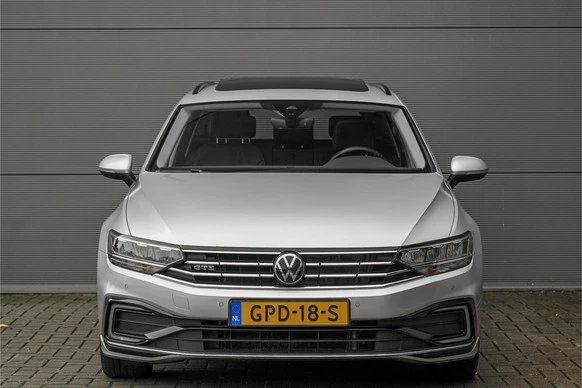 Volkswagen Passat - Afbeelding 13 van 30