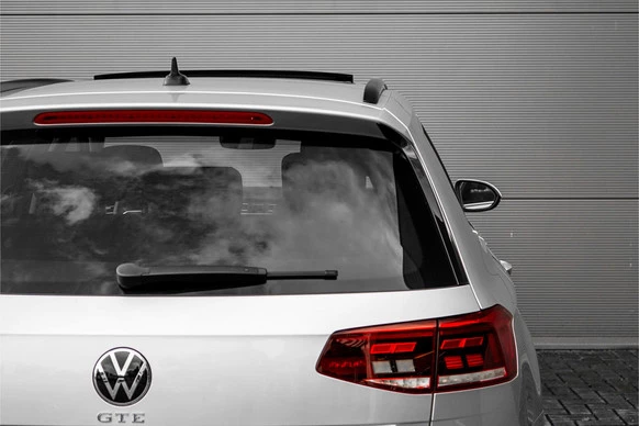 Volkswagen Passat - Afbeelding 15 van 30