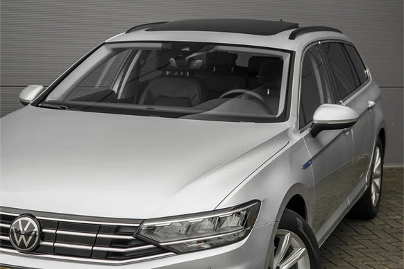 Volkswagen Passat - Afbeelding 16 van 30