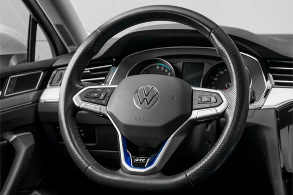 Volkswagen Passat - Afbeelding 20 van 30
