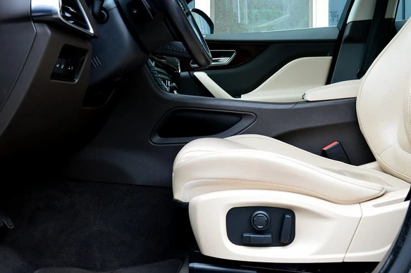 Jaguar F-PACE - Afbeelding 12 van 28