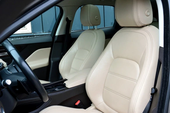 Jaguar F-PACE - Afbeelding 13 van 28