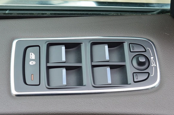 Jaguar F-PACE - Afbeelding 23 van 28