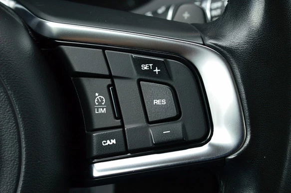Jaguar F-PACE - Afbeelding 25 van 28