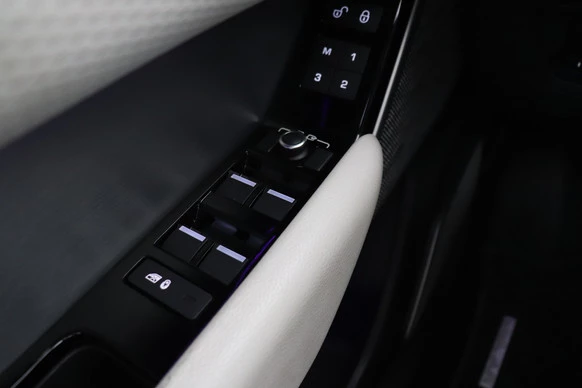 Land Rover Range Rover Velar - Afbeelding 17 van 30