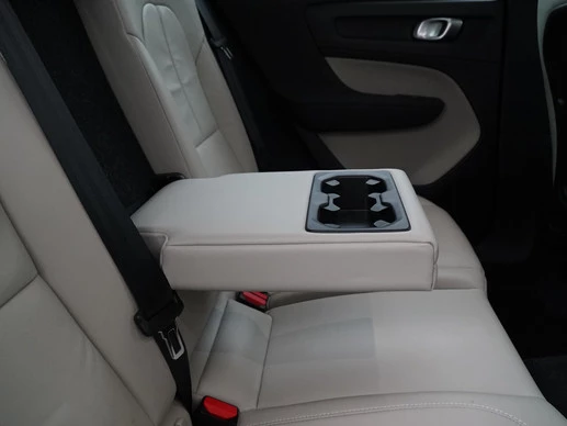 Volvo XC40 - Afbeelding 28 van 30