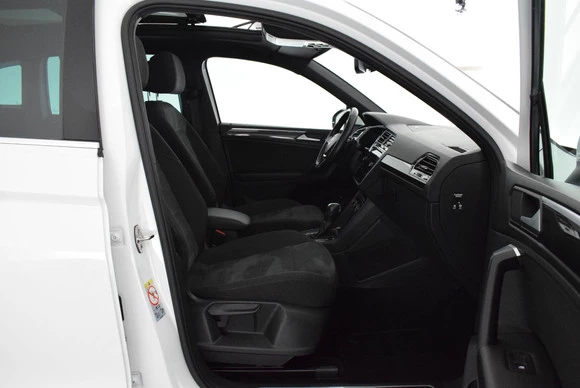Volkswagen Tiguan - Afbeelding 12 van 30