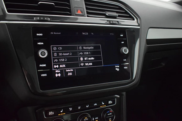Volkswagen Tiguan - Afbeelding 22 van 30