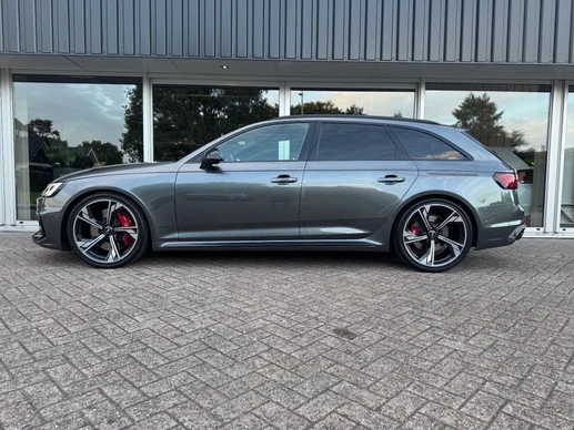 Audi RS4 - Afbeelding 2 van 30