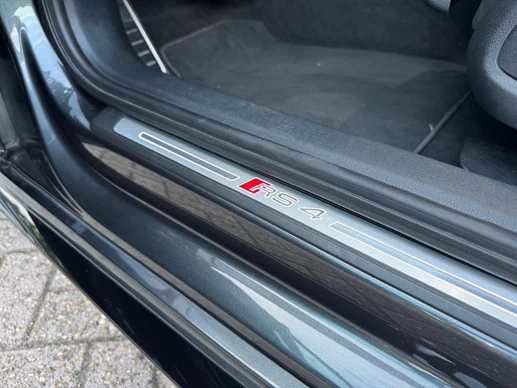 Audi RS4 - Afbeelding 8 van 30