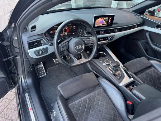 Audi RS4 - Afbeelding 14 van 30