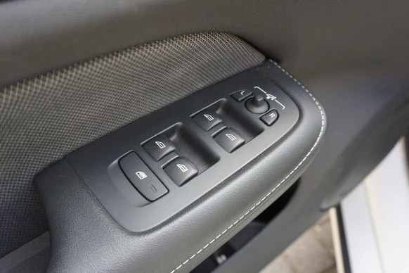 Volvo S60 - Afbeelding 14 van 30