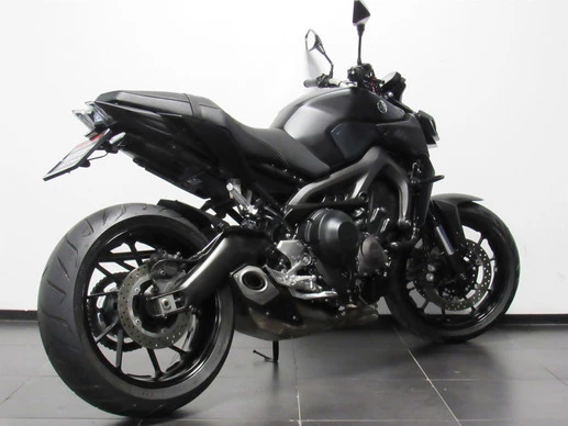 Yamaha MT 09 - Afbeelding 6 van 7