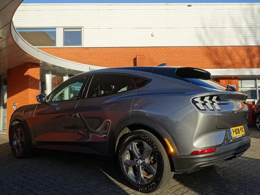 Ford Mustang Mach-E - Afbeelding 6 van 28