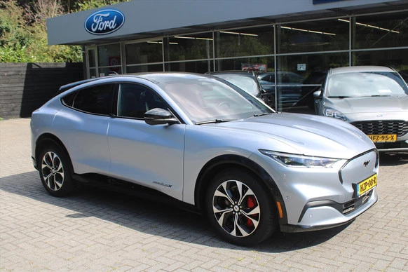 Ford Mustang Mach-E - Afbeelding 2 van 30