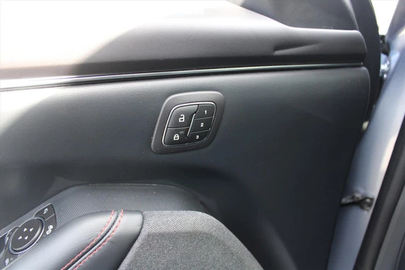 Ford Mustang Mach-E - Afbeelding 9 van 30