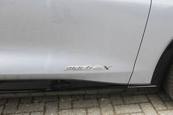 Ford Mustang Mach-E - Afbeelding 17 van 30