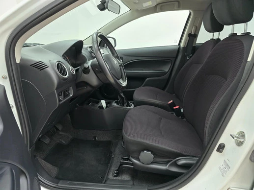 Mitsubishi Space Star - Afbeelding 16 van 27