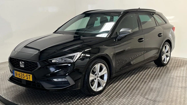 SEAT Leon Sportstourer - Afbeelding 1 van 26