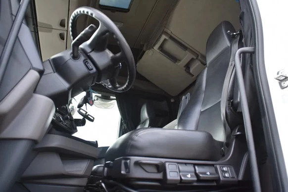 Scania S - Afbeelding 4 van 8