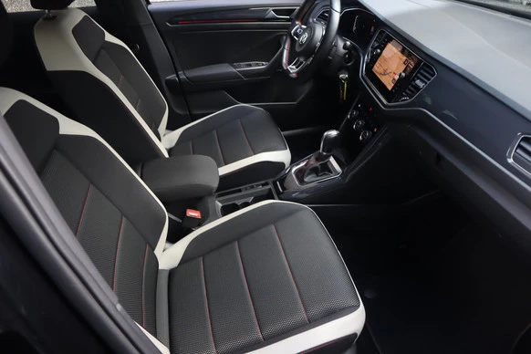 Volkswagen T-Roc - Afbeelding 17 van 30
