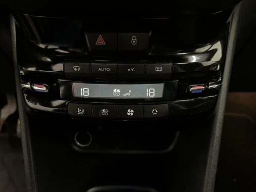 Peugeot 2008 - Afbeelding 27 van 30