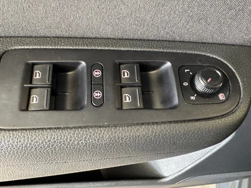 Volkswagen Sharan - Afbeelding 22 van 30
