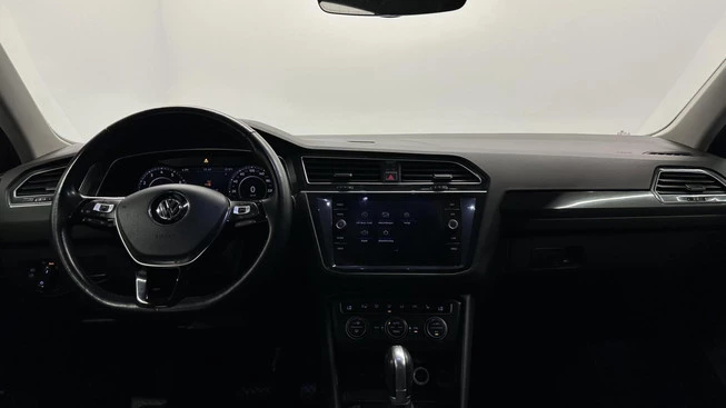 Volkswagen Tiguan - Afbeelding 2 van 30