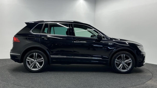 Volkswagen Tiguan - Afbeelding 9 van 30