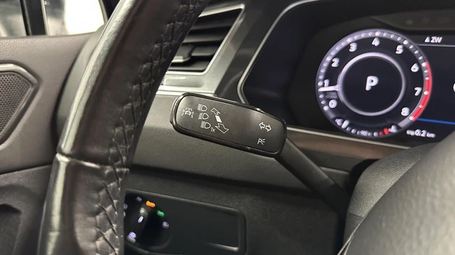 Volkswagen Tiguan - Afbeelding 23 van 30