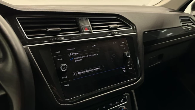 Volkswagen Tiguan - Afbeelding 27 van 30