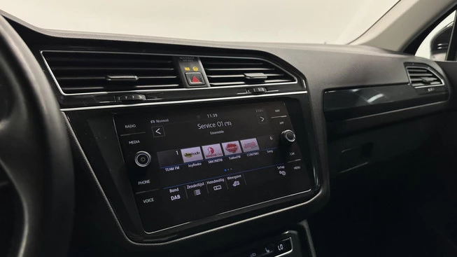Volkswagen Tiguan - Afbeelding 28 van 30