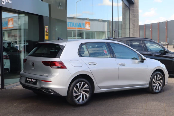 Volkswagen Golf - Afbeelding 4 van 30