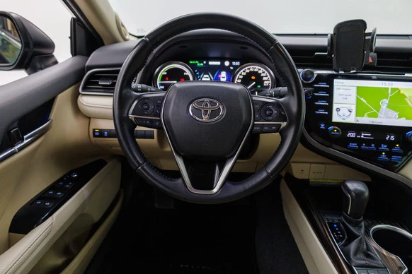 Toyota Camry - Afbeelding 16 van 25
