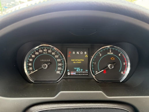 Jaguar XF - Afbeelding 11 van 30