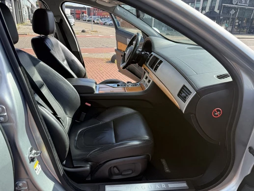 Jaguar XF - Afbeelding 20 van 30