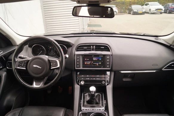 Jaguar F-PACE - Afbeelding 9 van 22