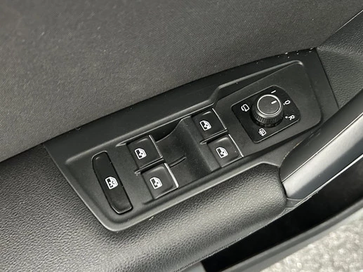 Volkswagen Tiguan - Afbeelding 16 van 30