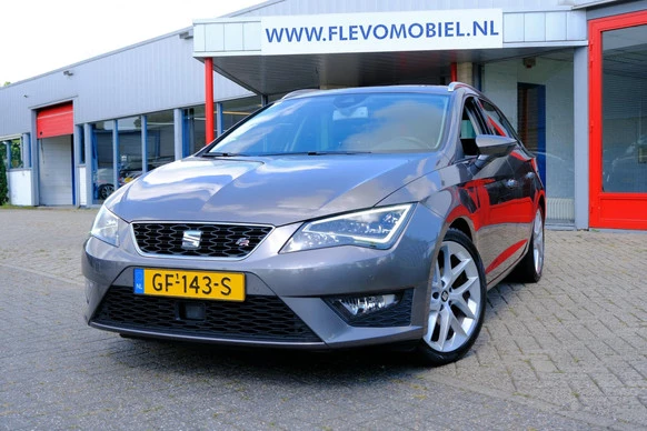 SEAT Leon Sportstourer - Afbeelding 1 van 30