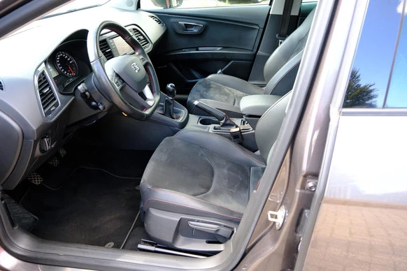 SEAT Leon Sportstourer - Afbeelding 2 van 30