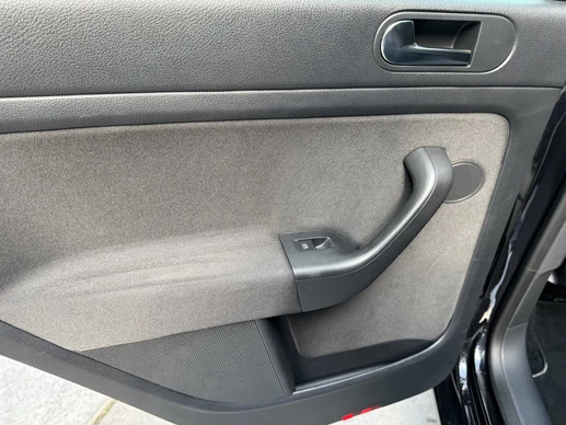 Volkswagen Golf Plus - Afbeelding 22 van 30
